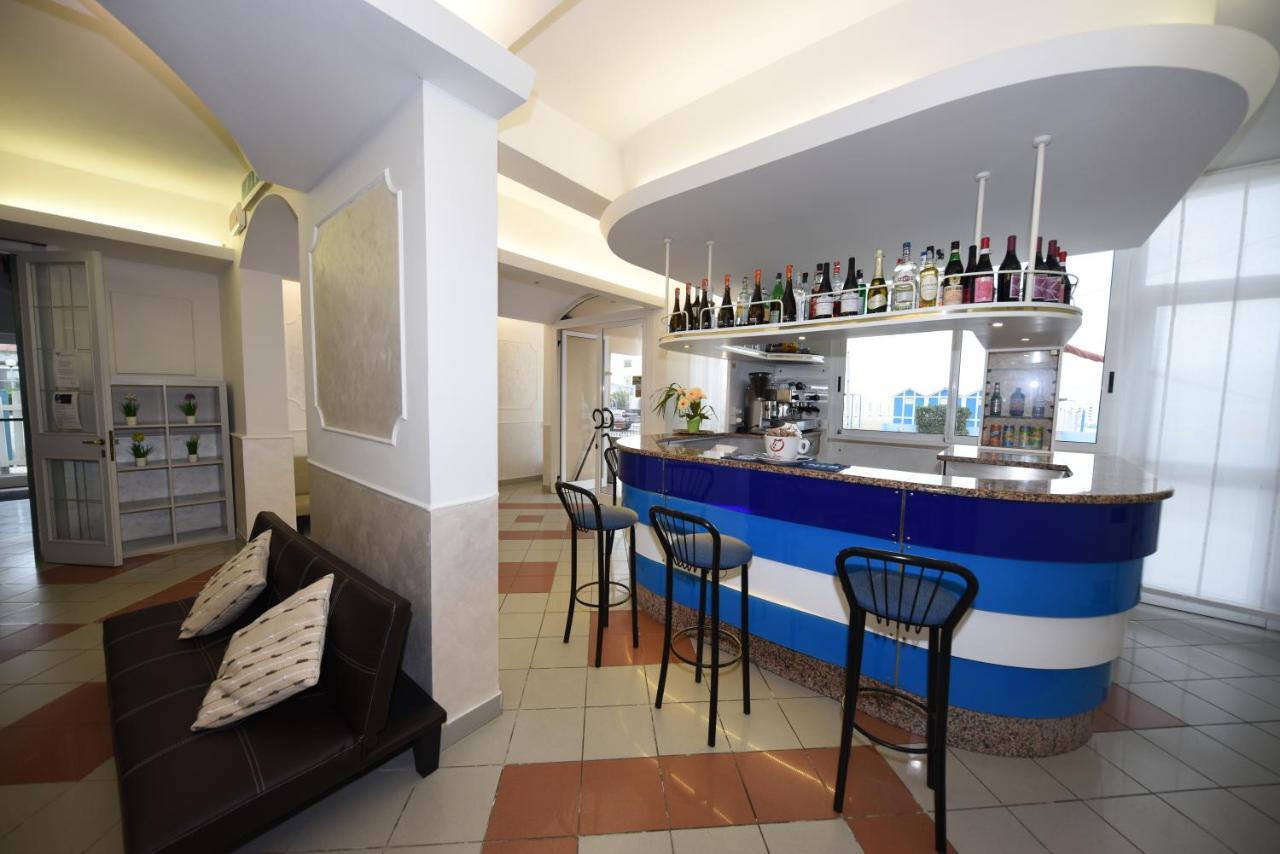 Miramare Inn Hotel Marotta Ngoại thất bức ảnh