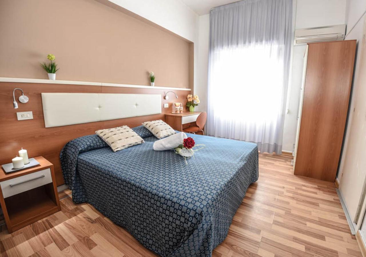 Miramare Inn Hotel Marotta Ngoại thất bức ảnh